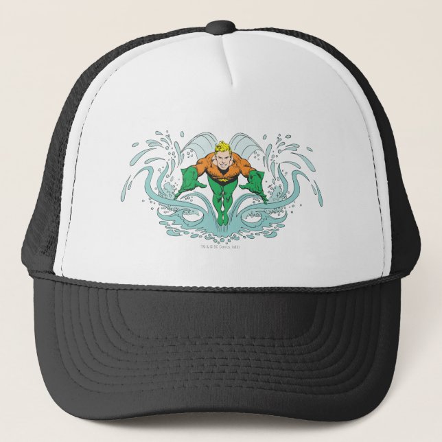 Gorra De Camionero Aquaman Lunging Forward (Anverso)