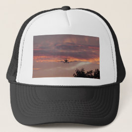 Gorra De Camionero Avión Comercial Aterrizando Al Atardecer