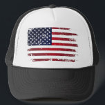 Gorra De Camionero Bandera estadounidense<br><div class="desc">Muestra tu patriotismo con este angustiado diseño de la bandera estadounidense.</div>