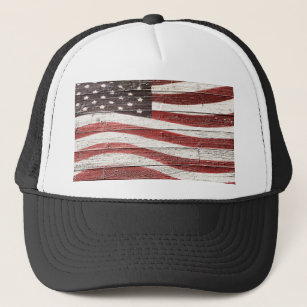 Gorra De Camionero Bandera estadounidense pintada sobre textura de ma