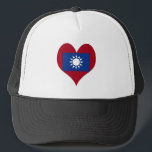 Gorra De Camionero Bandera taiwanesa<br><div class="desc">Bandera taiwanesa La bandera de Taiwán fue adoptada oficialmente el 28 de octubre de 1928. El sol blanco en el campo azul era la bandera del fiesta Kuomingtang,  y los rayos representan dos horas de cada día. El campo rojo representa a la raza Han china. #Taiwanese #taiwan #republic #flag</div>