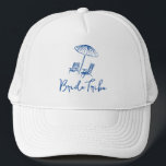 Gorra De Camionero Beach Bachelorette fin de semana costero<br><div class="desc">Bachelorette fin de semana gorra de la tribu de novias,  con tumbonas y paraguas dibujados a mano. Fácil de cambiar para cualquier fiesta.</div>