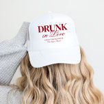 Gorra De Camionero Bebé Enamorado Cócteles Fin De Semana De Bachelore<br><div class="desc">Este diseño presenta un atrevido texto moderno con cócteles a mano y un tema de amor.</div>
