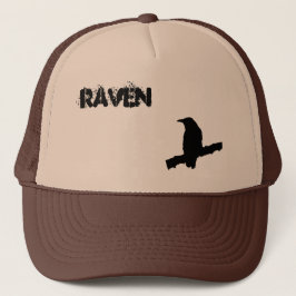 Gorra De Camionero Black Raven o Crow en una rama