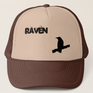 Gorra De Camionero Black Raven o Crow en una rama