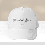 Gorra De Camionero Boda Minimalista de Moda personalizada Maid of Hon<br><div class="desc">Esta moda,  simple dama de honor gorra,  muestra su nombre bajo una elegante tipografía negra. Personalizar a estos elegantes y modernos gorras de novias para su boda o fiesta de soltera.</div>