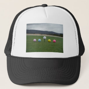 Gorra De Camionero bolas de golf de colores vivos en una montaña