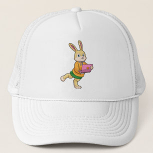 Gorra De Camionero Bunny como secretario con laptop