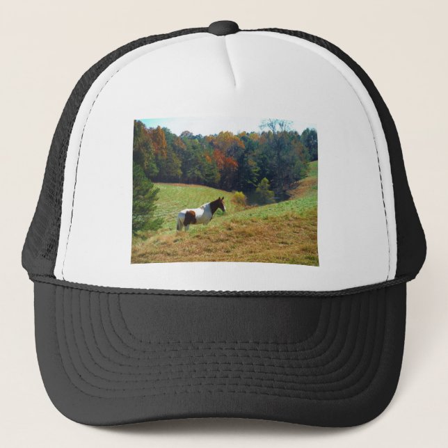 Gorra De Camionero Caballo blanco y marrón, estanque otoñal (Anverso)