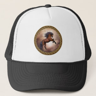 Gorra De Camionero Caballo marrón frisón criándose con nubes nubladas