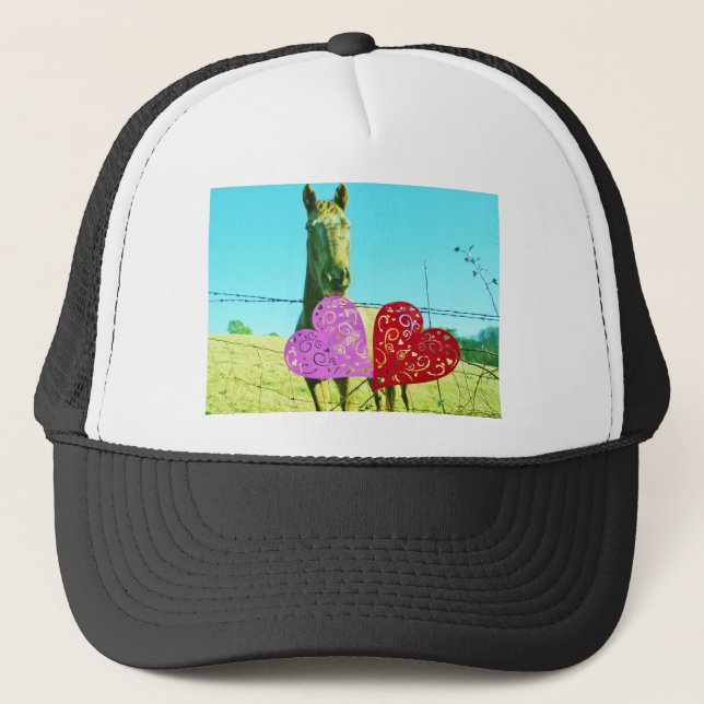 Gorra De Camionero Caballo rubio y corazón rosado y rojo (Anverso)