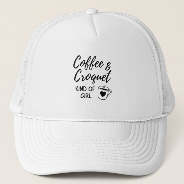 Gorra De Camionero Café y chica de croquet. (Anverso)