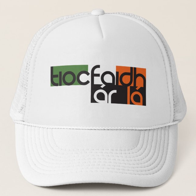 Gorra De Camionero camiseta blanca tiocfaidh ár-lá (Anverso)