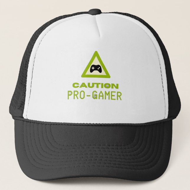 Gorra De Camionero Caution Pro-Gamer Trucker Hat - Retro Gaming Style (Anverso)