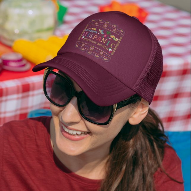 Gorra De Camionero Celebrar el diseño del mes del patrimonio hispano (Subido por el creador)