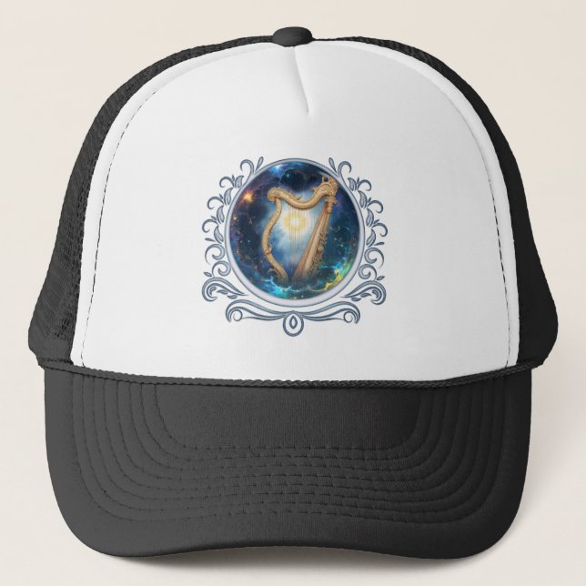 Gorra De Camionero Celestial Harp of the Moonbound Skies.  (Anverso)