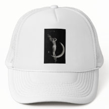 Chica Art Nouveau Moon