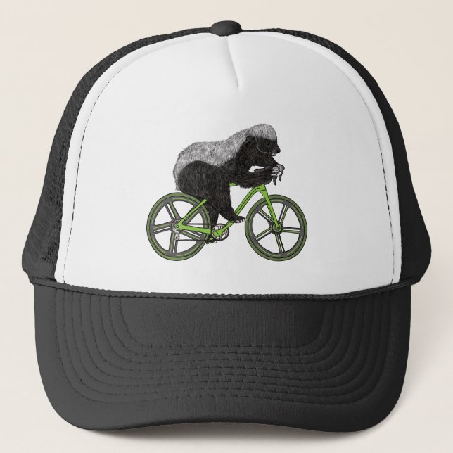 Gorra De Camionero Ciclismo de Honey Badger en una bicicleta (Anverso)