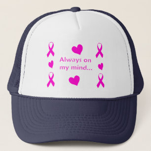 Gorra De Camionero Cintas y corazones rosados