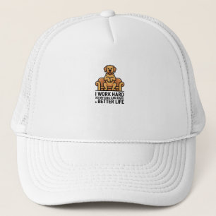 Gorra De Camionero Cita Divertida de Perro Mimado Ilustración Sofá
