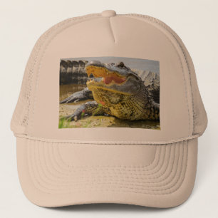 Gorra De Camionero Cocodrilo. Cara a cara