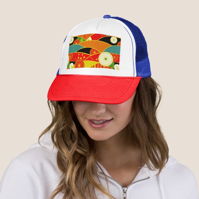 Gorra de camionero con paisaje mágico abstracto (In situ)