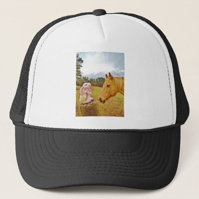 Gorra De Camionero Conejo blanco y caballo amarillo (Anverso)