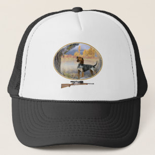 Gorra De Camionero Coon encima de una ropa del árbol