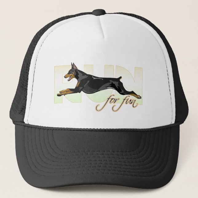 Gorra De Camionero Corra para la diversión, Doberman negro (Anverso)
