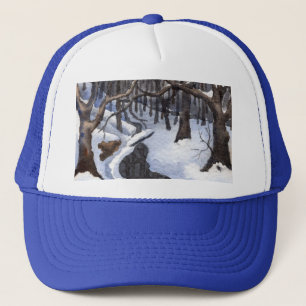 Gorra De Camionero Corriente forestal y árboles en una tormenta de ni