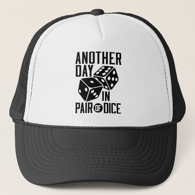 Gorra De Camionero Craps Casino Otro día en par de dados (Anverso)