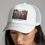 Gorra De Camionero Crear su propio borde blanco de galería de fotos<br><div class="desc">Añade tu selfie o retrato favorito de un amigo. Usa una foto para crear un regalo único y personal. Si necesita ajustar las imágenes,  haga clic en la herramienta personalizar para realizar cambios.</div>
