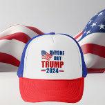 Gorra De Camionero Cualquiera menos Trump 2024 Divertido político<br><div class="desc">Votar por cualquiera que no sea Trump en las elecciones de 2024 para mantenerse patriótico. Republicanos y demócratas necesitan unirse contra Donald Trump y votar por Joe Biden para que podamos mantener a Estados Unidos a salvo. Bandera estadounidense en un gorra político con mensaje anti Trump.</div>