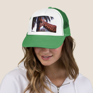 Gorra De Camionero Cuentos de jirafa alta bajo el árbol de palma,