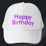 Gorra De Camionero Cumpleaños feliz en Fiesta morado y magenta<br><div class="desc">"¡Feliz cumpleaños!" con "Feliz" en morado y "Cumpleaños" en magenta.</div>
