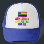 Gorra De Camionero Derechos LGBTQ Arcoiris Bandera Estadounidense Org<br><div class="desc">Derechos LGBTQ Orgullo arcoiris Diseño de bandera estadounidense que dice Libertad y Justicia para Todos. La comunidad LGBTQ merece igualdad. Defender nuestra constitución y exigir igualdad de derechos para cada persona que se identifique como gay, bisexual, pansexual, queer y transgénero. Sé un aliado y apoya a tus amigos con activismo...</div>