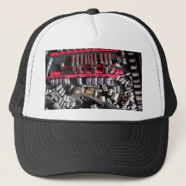 Gorra De Camionero Diferentes enchufes en un cajón de herramientas