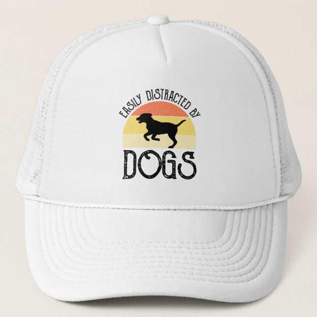 Gorra De Camionero Distrado Fácilmente Por Perros (Anverso)