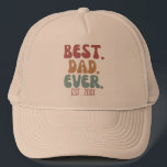 Gorra De Camionero El mejor padre retro de todos los tiempos establec<br><div class="desc">La mejor camiseta de papá con fecha establecida de personalizable en letras y colores retro.</div>