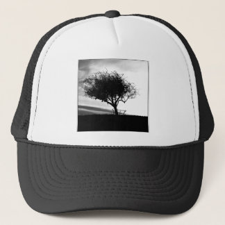 Gorra De Camionero Espino de Glastonbury. Árbol. Blanco y negro.