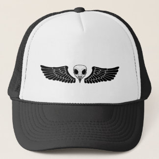 Gorra De Camionero Eulenschädel mit schwarzen Flügeln