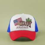 Gorra De Camionero Faux Patches Personalizados Howdy USA Flag<br><div class="desc">Este diseño puede ser personalizado en el área proporcionada cambiando la foto y/o el texto. O puede personalizarse haciendo clic en Personalizar esta plantilla y, a continuación, eligiendo la opción de hacer clic en el personalizar y eliminando o cambiando el color del fondo, agregando texto, cambiando el color o estilo...</div>