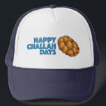 Gorra De Camionero Feliz día de desafío Chanukah Hanukkah Pan Loaf<br><div class="desc">Gorra presenta un original ilustracion de marcador de una hogaza de pan de jalá,  con HAPPY CHALLAH DAYS en una fuente divertida. ¡Perfecto para las vacaciones de Hanukkah! ¿No ves lo que estás buscando? ¿Necesita ayuda con la personalización? Contacte con Rebecca para que tenga algo diseñado para usted.</div>