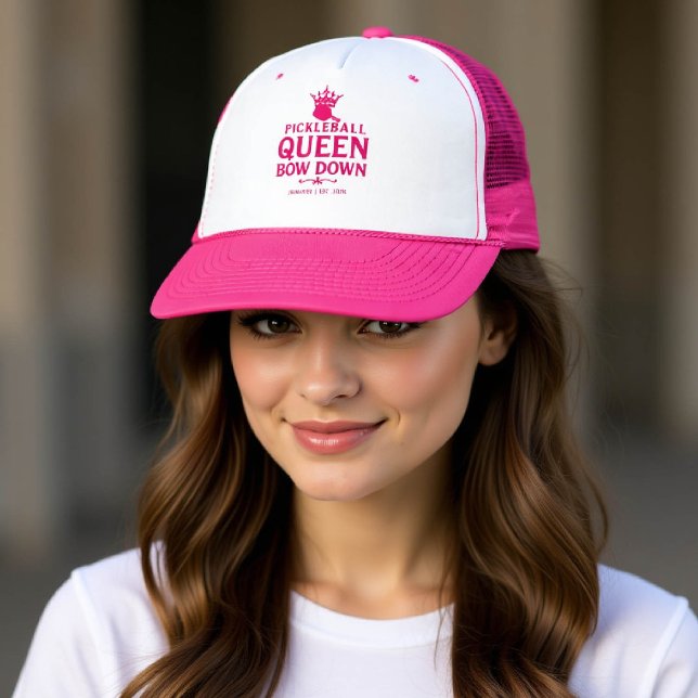 Gorra De Camionero Gracioso regalo personalizado rosado de la reina d (pickleball gift for her funny hat women birthday christmas club mom friend personalized pink)