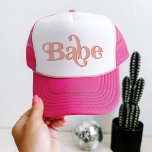 Gorra De Camionero Groovy Babe Bachelorette<br><div class="desc">Este camionero de beicon soltera presenta una fuente temática retro de los años 70 en color cremoso naranja. Pida la opción de la novia blanca a la futura novia y al naranja coordinador "babe" gorras para tu grupo de solteras. ¡Los colores son editables! Haga clic en 'editar diseño' para crear...</div>