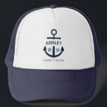 Gorra De Camionero Grupo de familia de camisetas de crucero personali<br><div class="desc">Navegar con estilo con nuestro gorra "Personalizado Cruise Shirt Family Matching". Personalízalo con tu apellido o grupo para un toque de unidad. Perfecto para captar recuerdos de tus aventuras juntos. Ya sea que esté explorando puertos exóticos o descansando en cubierta, este gorra es imprescindible para cada miembro de la tripulación....</div>