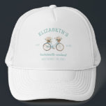 Gorra De Camionero Isla Mackinac Bachelorette<br><div class="desc">Con un gráfico de bicicletas de bonito,  estos gorras son un placer especial para su viaje de soltera a la isla Mackinac de Michigan.</div>