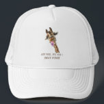Gorra De Camionero Jugador divertido Giraffe Tongue Out Trucker Hat<br><div class="desc">Divertido Giraffe Tongue Out y Playful Wink Personalizado Dibujar Sonrisa animal - Elegir / Añadir su texto único / fuente / color - Hacer su regalo especial - Redimensionar y mover o eliminar y agregar elementos / imágenes con la herramienta de personalización ! - Dibujo y diseño por MIGNED. También...</div>