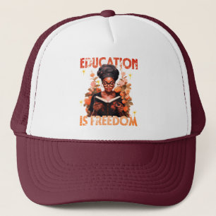 Gorra De Camionero La educación es la libertad de los libros de profe