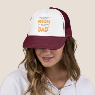 Gorra De Camionero La gente no cree en los héroes y no se ha encontra
